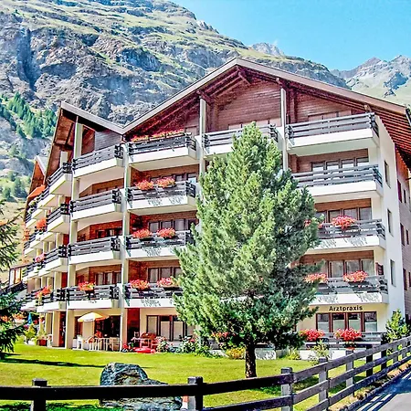 Pasadena-7 By Interhome